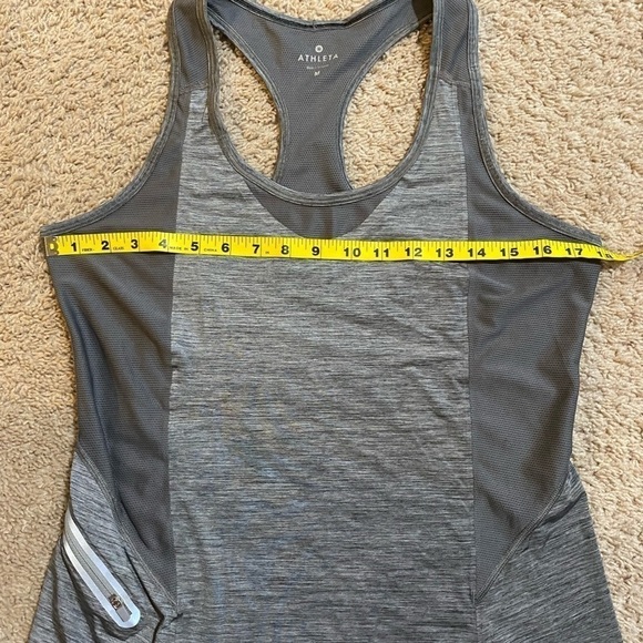 ATHLETA Razor Back Gray Tank size M - Picture 7 of 8